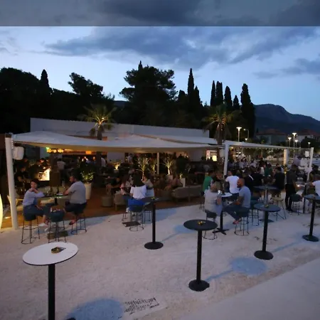 Villa New David, Wi-fi, Iptv, 5 Bedrooms, 4 Bathrooms *