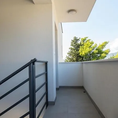 Villa New David, Wi-fi, Iptv, 5 Bedrooms, 4 Bathrooms *