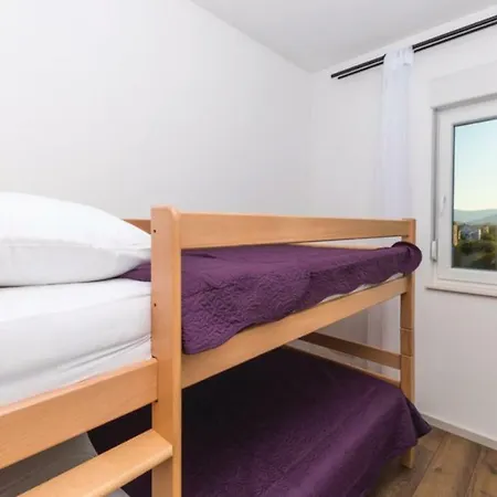 New David, Wi-fi, Iptv, 5 Bedrooms, 4 Bathrooms * Kastela