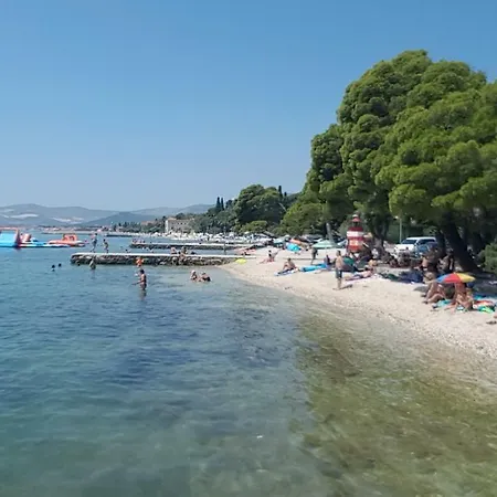 New David, Wi-fi, Iptv, 5 Bedrooms, 4 Bathrooms Vila *